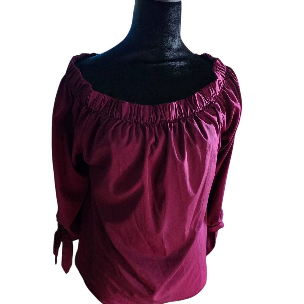Red Ruched Tie Front 3/4 Sleeve Blouse
